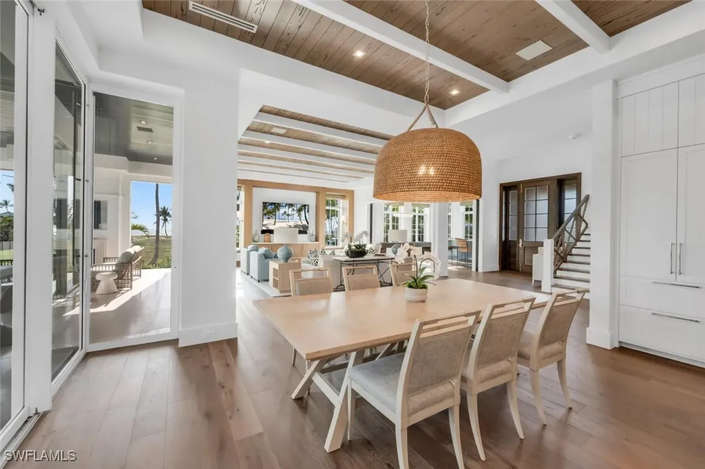 1835 Gulf Shore Boulevard S Naples FL 34102