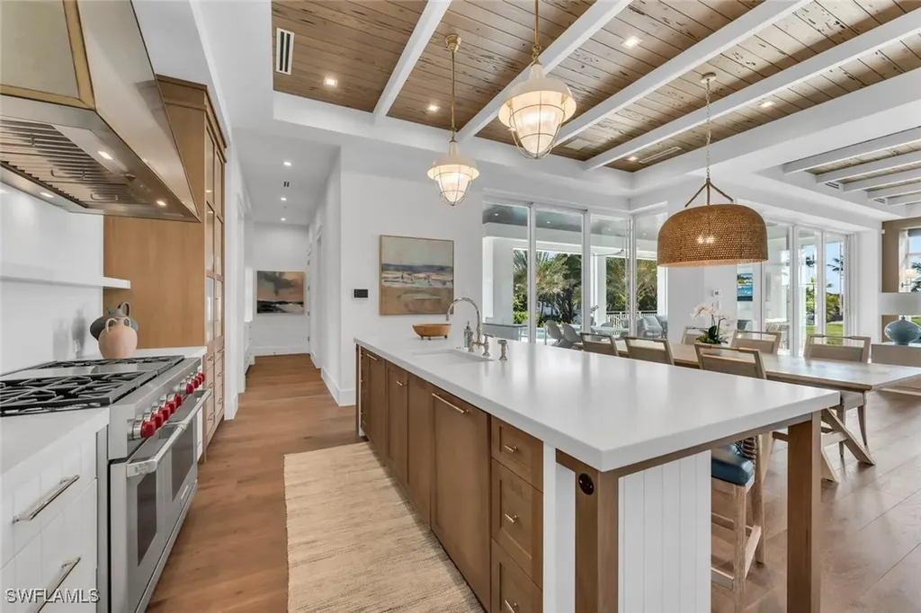 1835 Gulf Shore Boulevard S Naples FL 34102