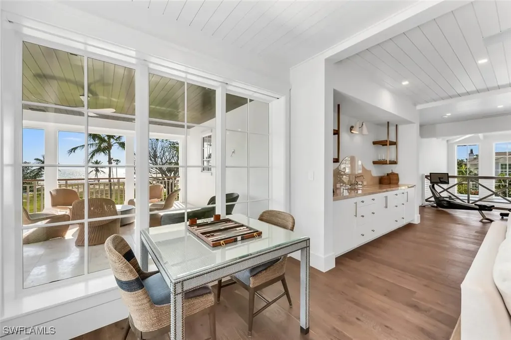 1835 Gulf Shore Boulevard S Naples FL 34102