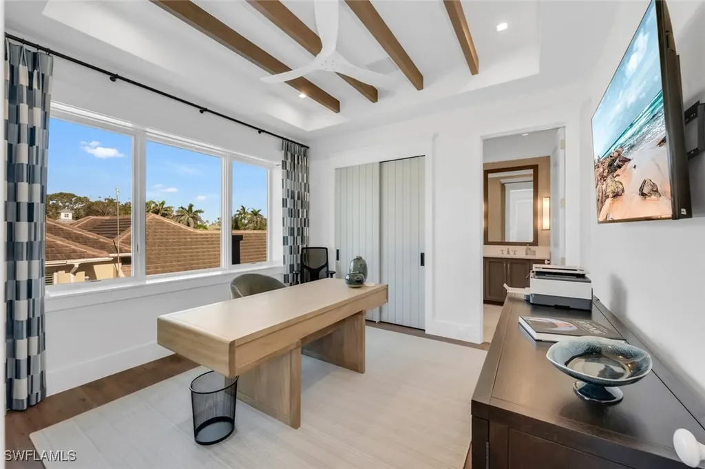 1835 Gulf Shore Boulevard S Naples FL 34102