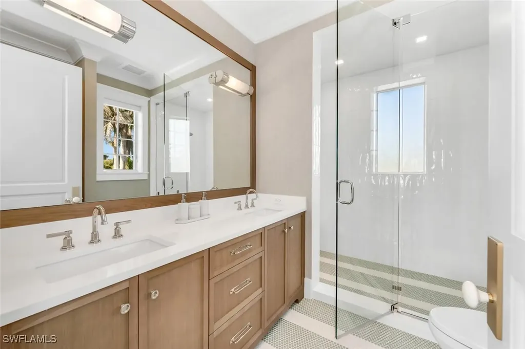 1835 Gulf Shore Boulevard S Naples FL 34102