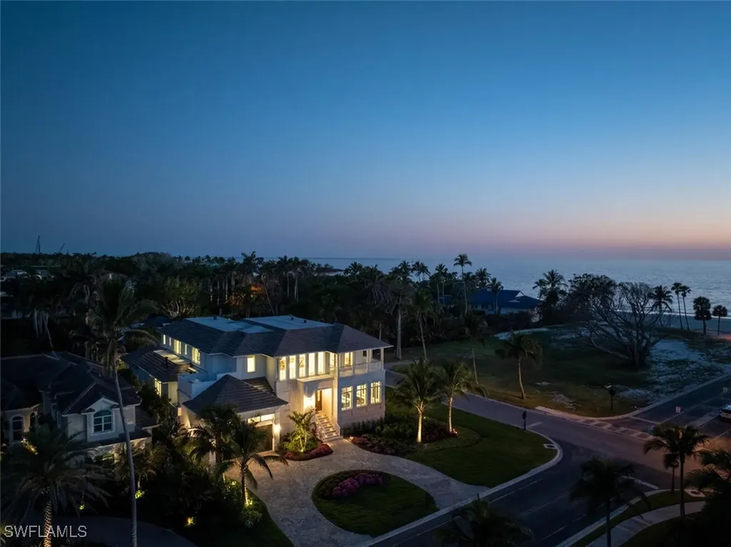 1835 Gulf Shore Boulevard S Naples FL 34102
