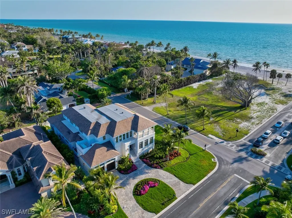 1835 Gulf Shore Boulevard S Naples FL 34102
