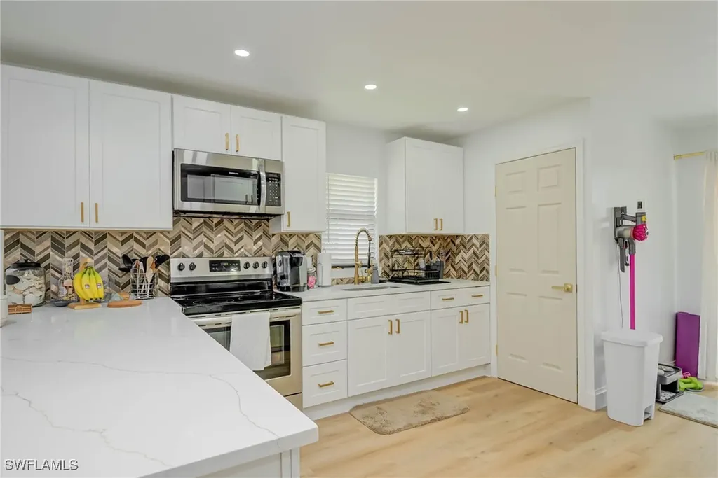 27650 Imperial Shores Boulevard Bonita Springs FL 34134