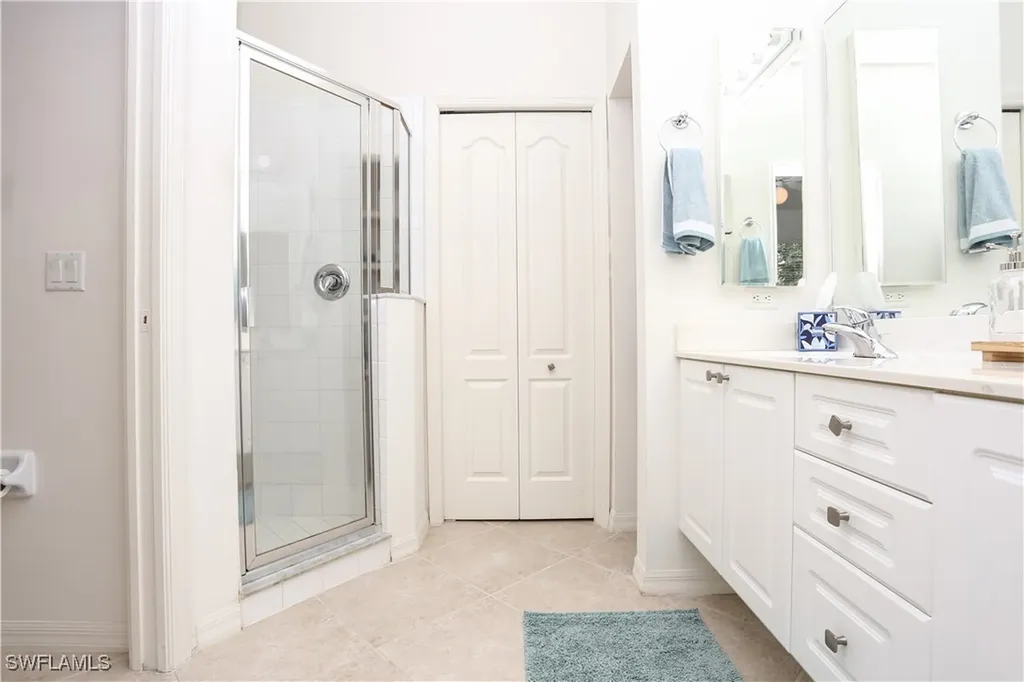 1937 Crestview Way Naples FL 34119