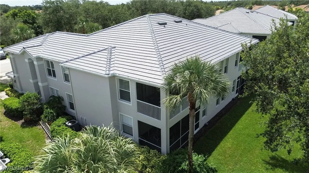 1937 Crestview Way Naples FL 34119