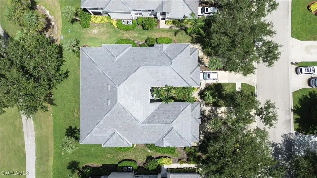 1937 Crestview Way Naples FL 34119