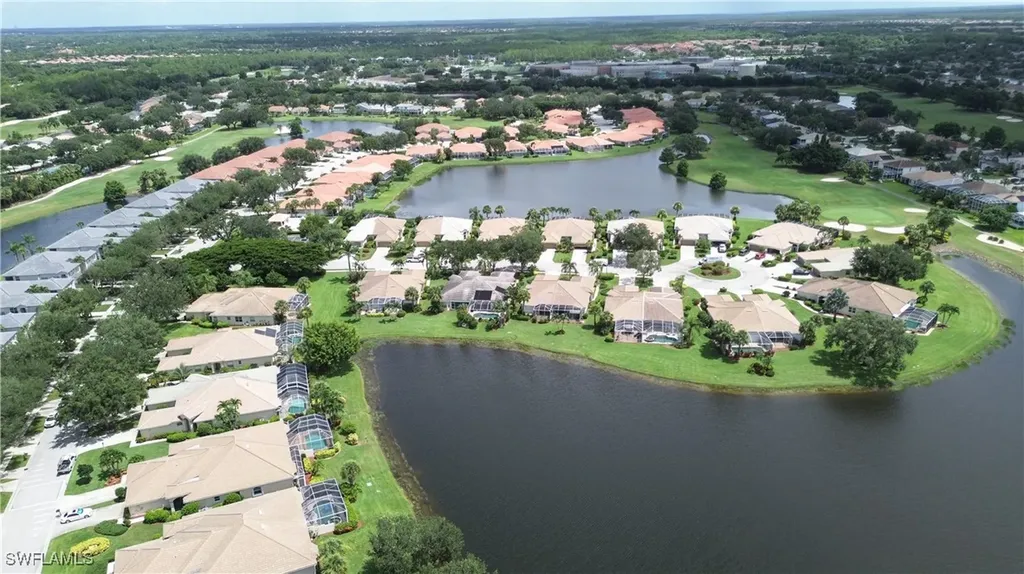 1937 Crestview Way Naples FL 34119