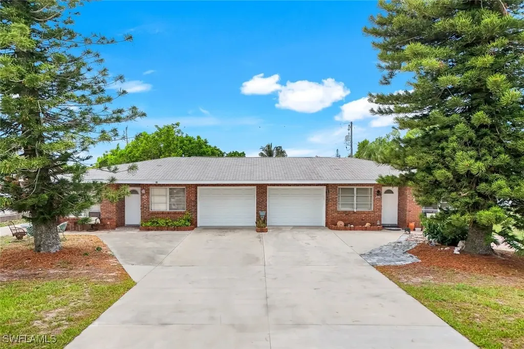514 105th Avenue N Naples FL 34108
