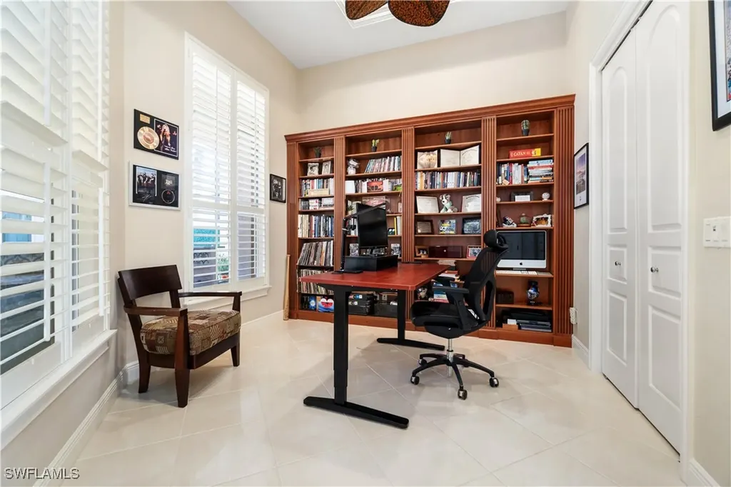 245 Charleston Court Naples FL 34110