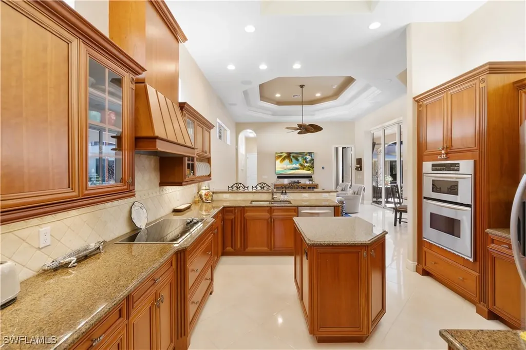 245 Charleston Court Naples FL 34110
