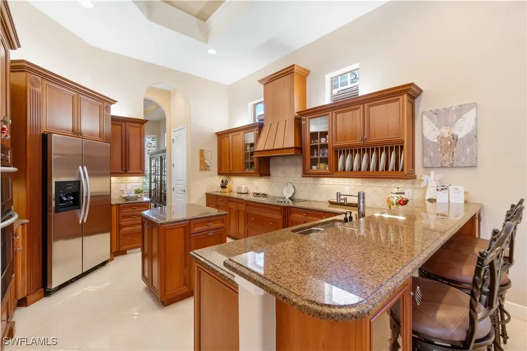 245 Charleston Court Naples FL 34110