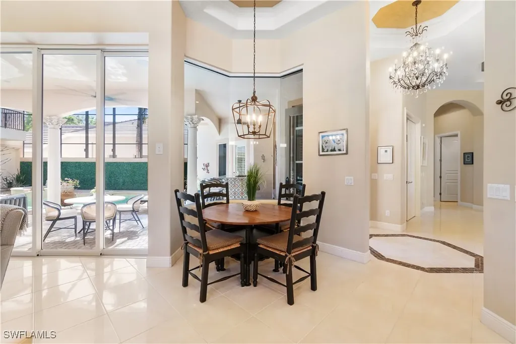 245 Charleston Court Naples FL 34110