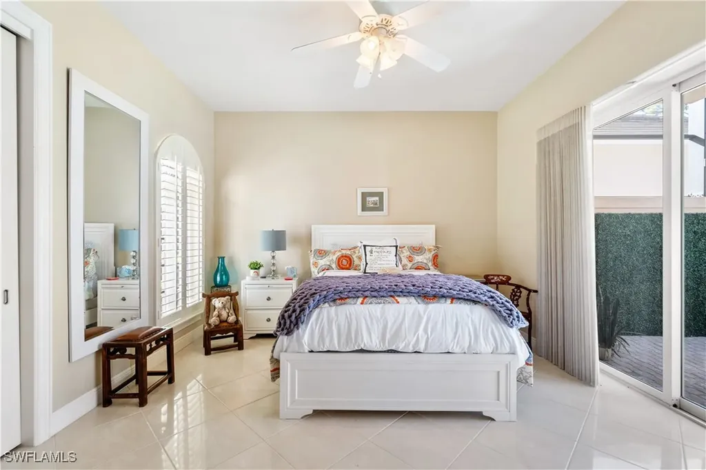 245 Charleston Court Naples FL 34110