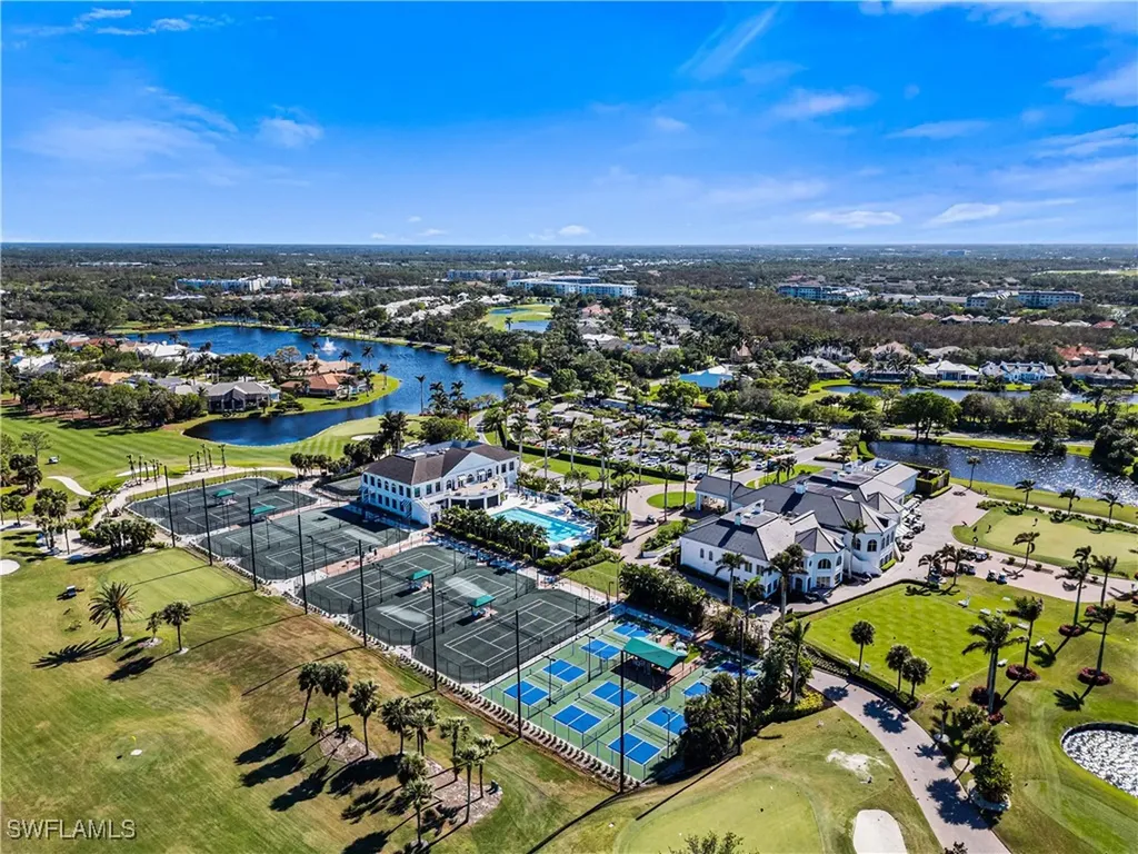 245 Charleston Court Naples FL 34110