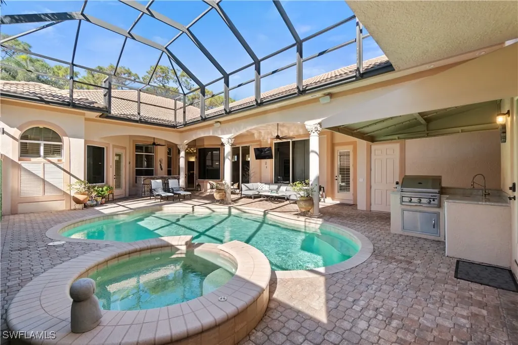 245 Charleston Court Naples FL 34110