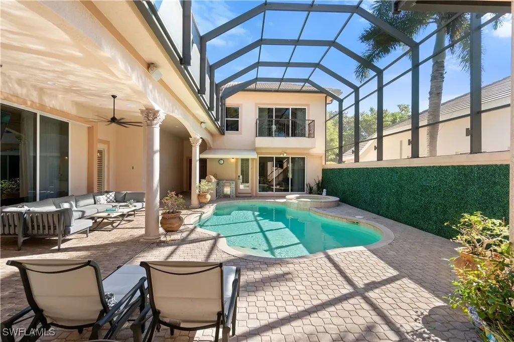 245 Charleston Court Naples FL 34110