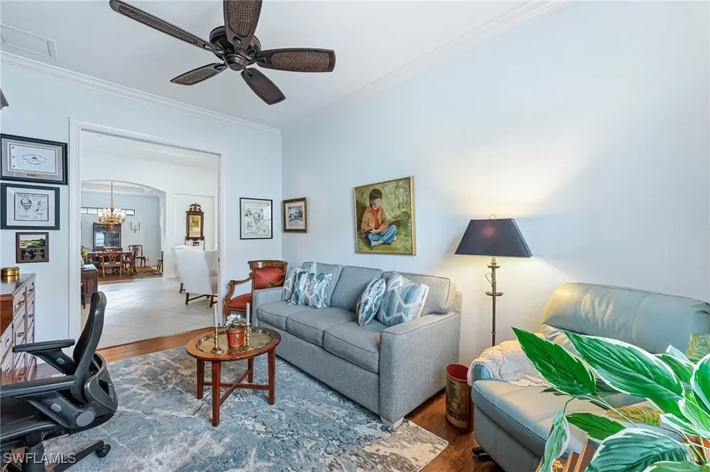 12348 Wisteria Drive Naples FL 34120