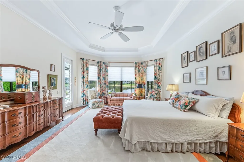 12348 Wisteria Drive Naples FL 34120