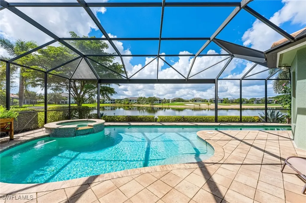 12348 Wisteria Drive Naples FL 34120