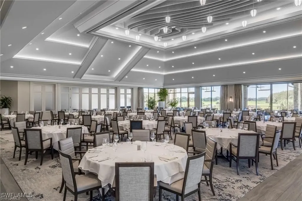 12348 Wisteria Drive Naples FL 34120