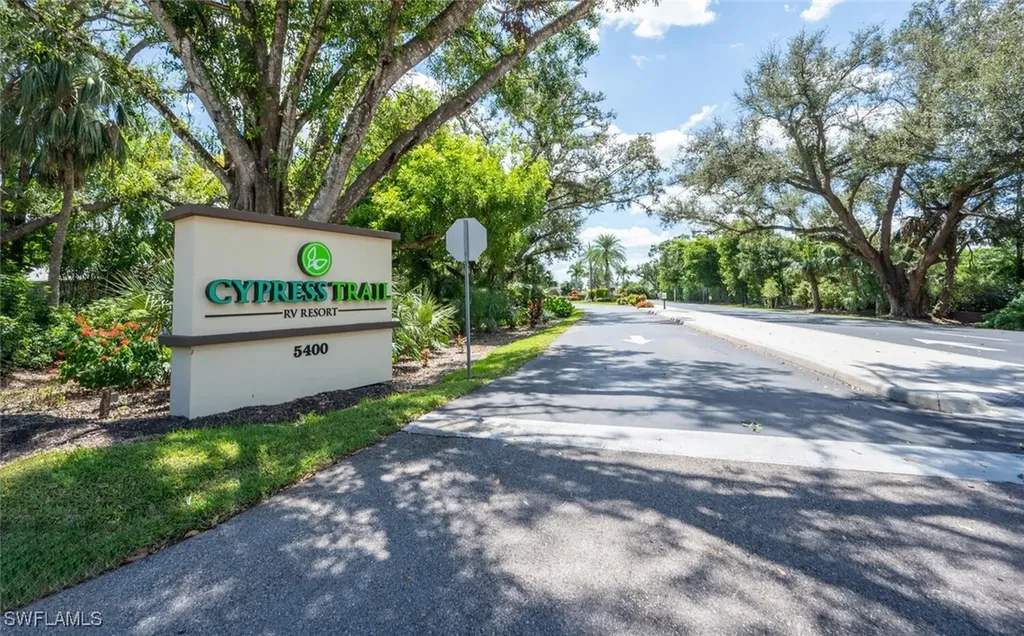 5136 Cypress Trail Resort Circle Fort Myers FL 33905