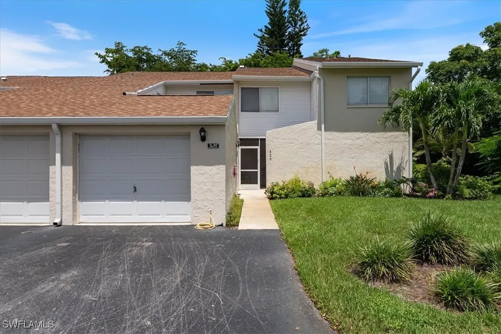 526 Bristle Cone Lane Naples FL 34113