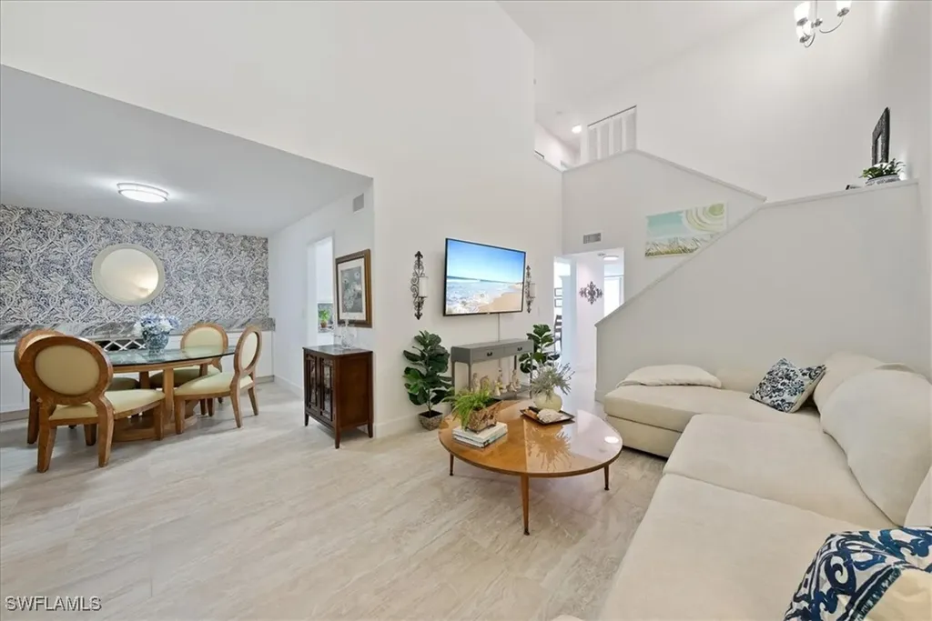 526 Bristle Cone Lane Naples FL 34113