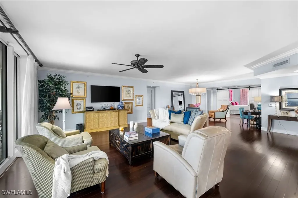 1050 Borghese Lane Naples FL 34114