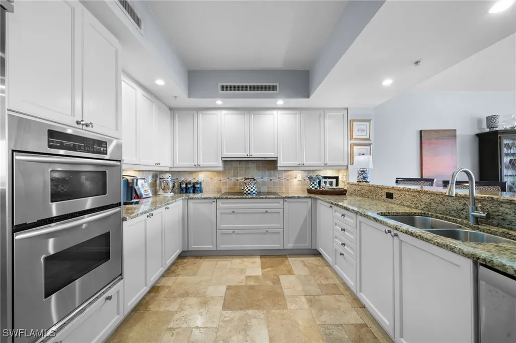 1050 Borghese Lane Naples FL 34114