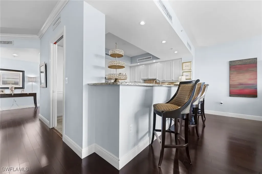 1050 Borghese Lane Naples FL 34114