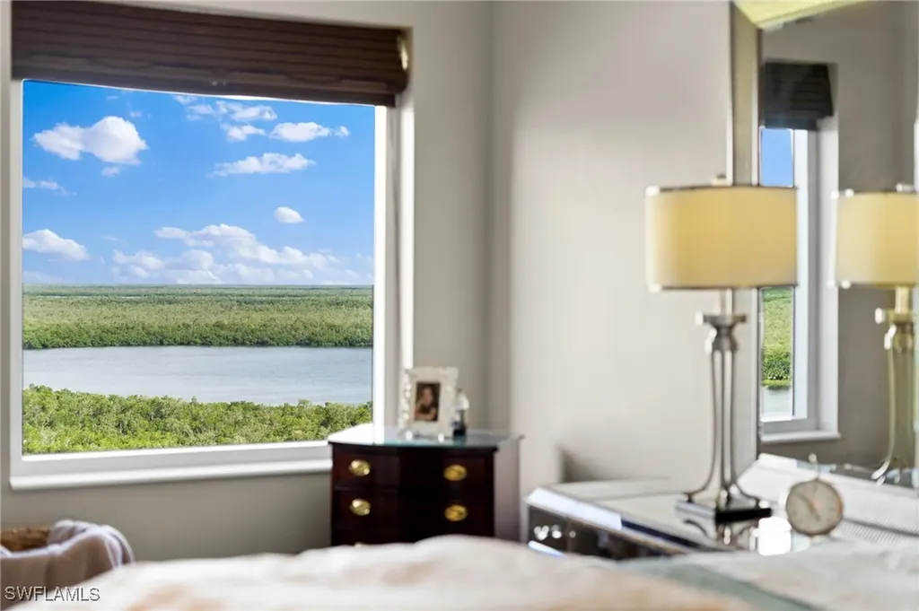 1050 Borghese Lane Naples FL 34114