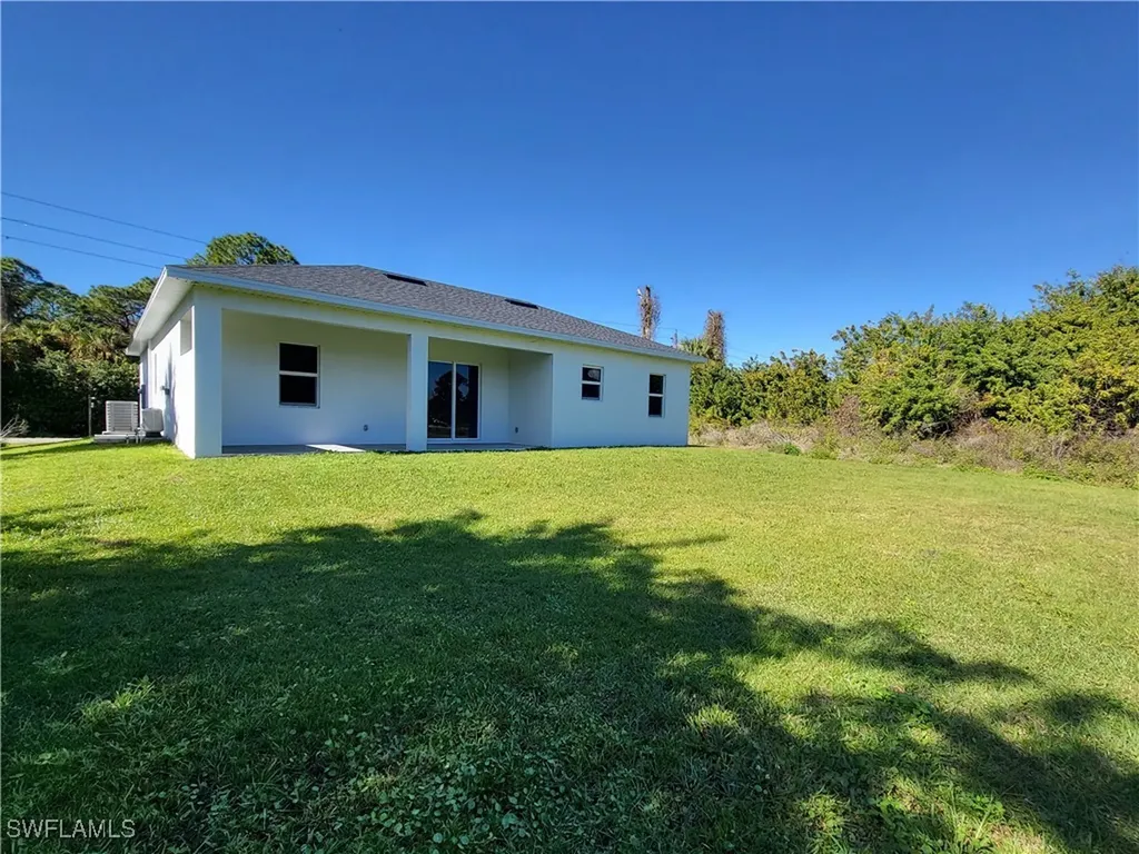 6108 Stratton Road Fort Myers FL 33905
