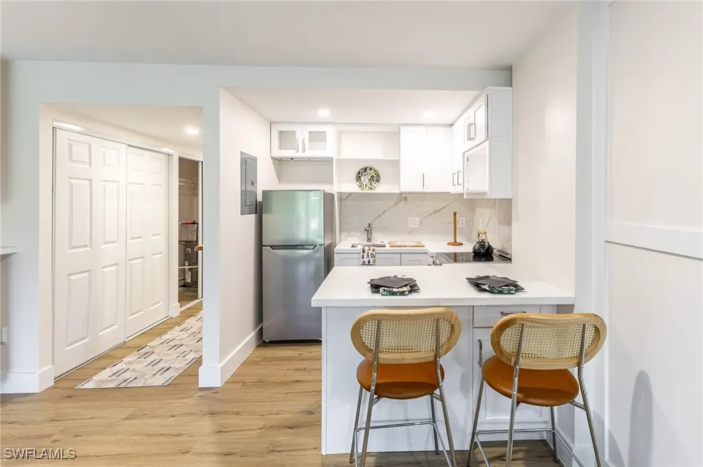 5 Bluebill Avenue Naples FL 34108