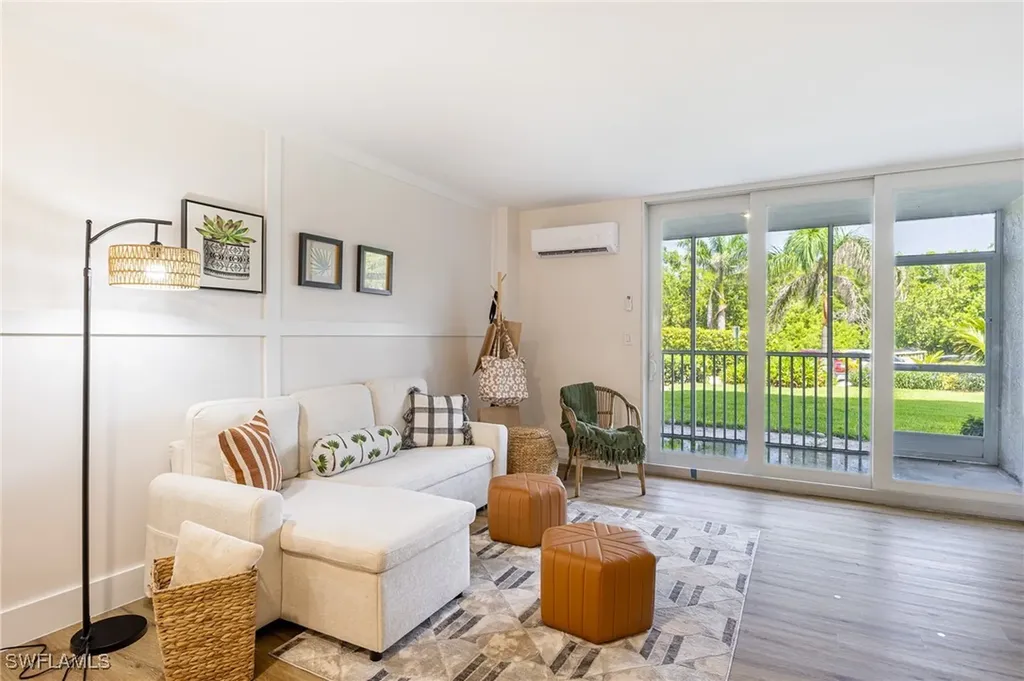 5 Bluebill Avenue Naples FL 34108