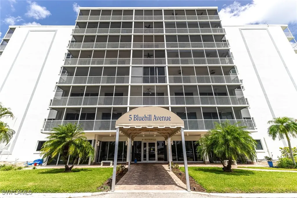 5 Bluebill Avenue Naples FL 34108