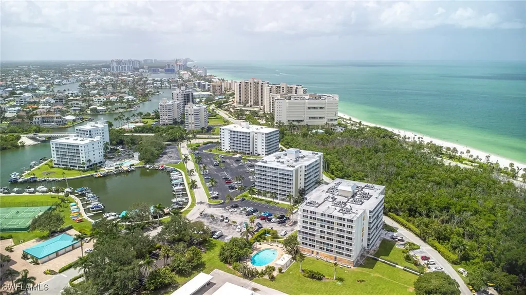 5 Bluebill Avenue Naples FL 34108