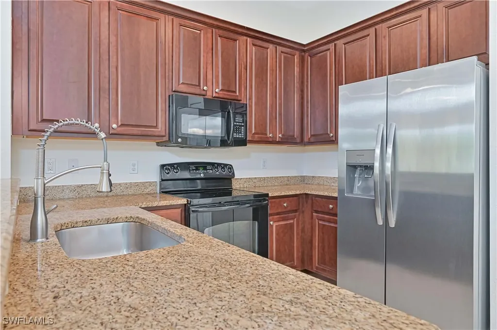 11103 Yellow Poplar Drive Fort Myers FL 33913