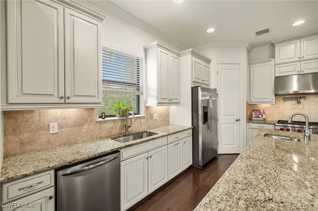 8502 Palacio Terrace N Naples FL 34114