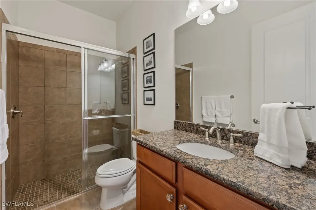 8502 Palacio Terrace N Naples FL 34114