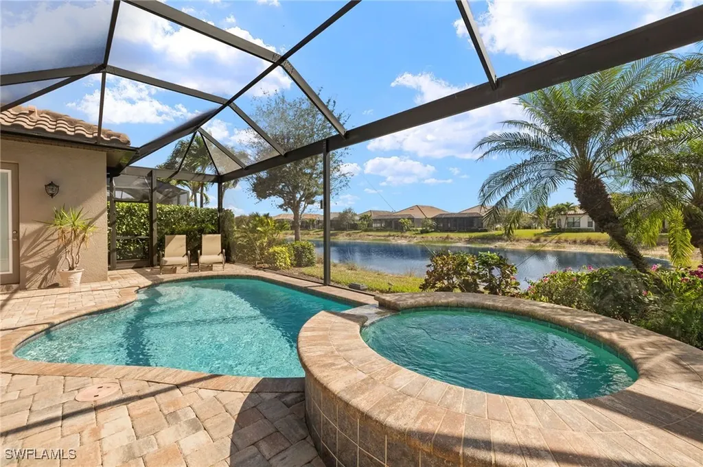 8502 Palacio Terrace N Naples FL 34114