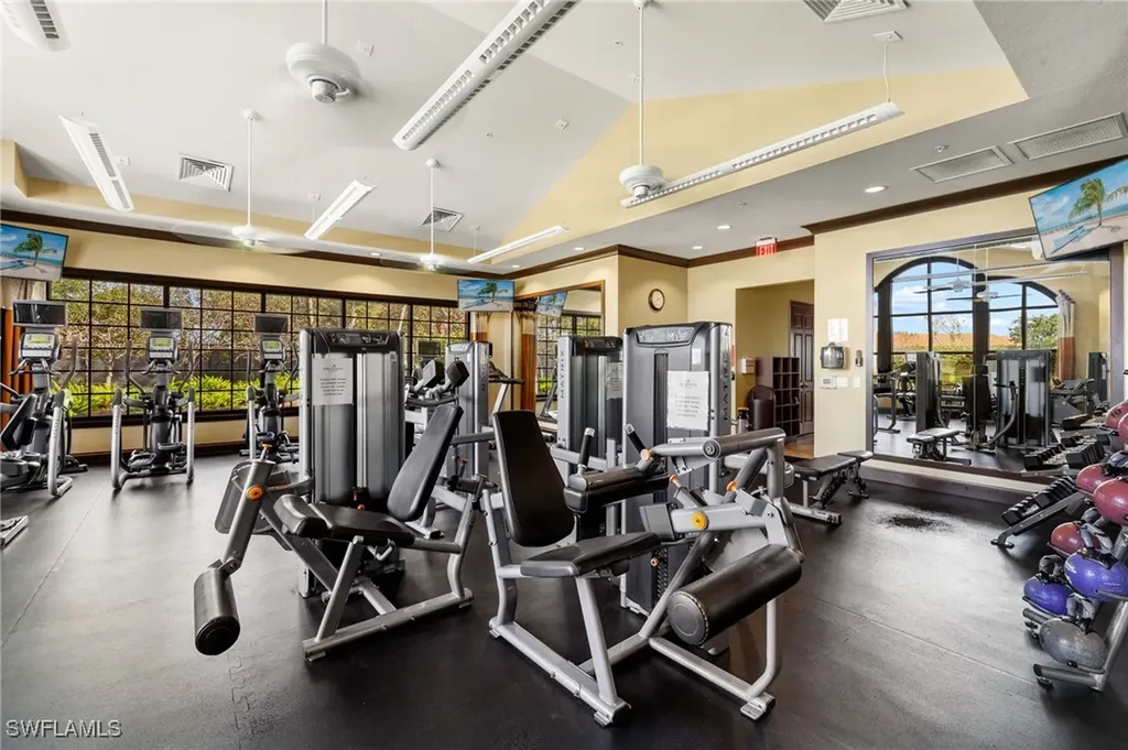 8502 Palacio Terrace N Naples FL 34114
