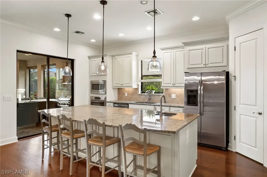 8502 Palacio Terrace N Naples FL 34114