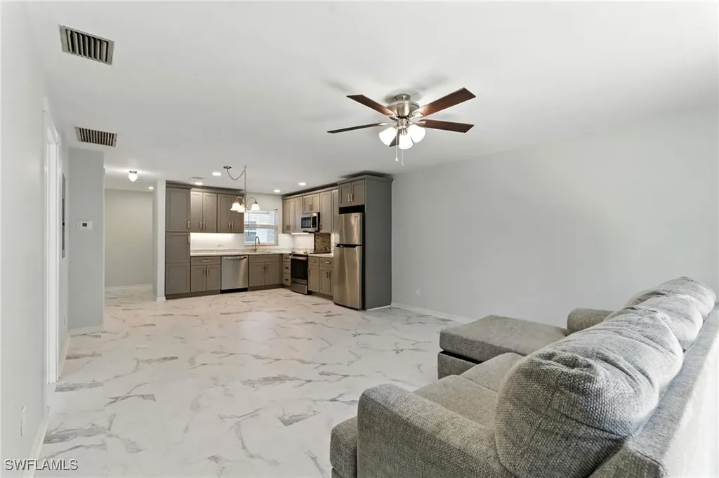 13426 Heald Lane Fort Myers FL 33908