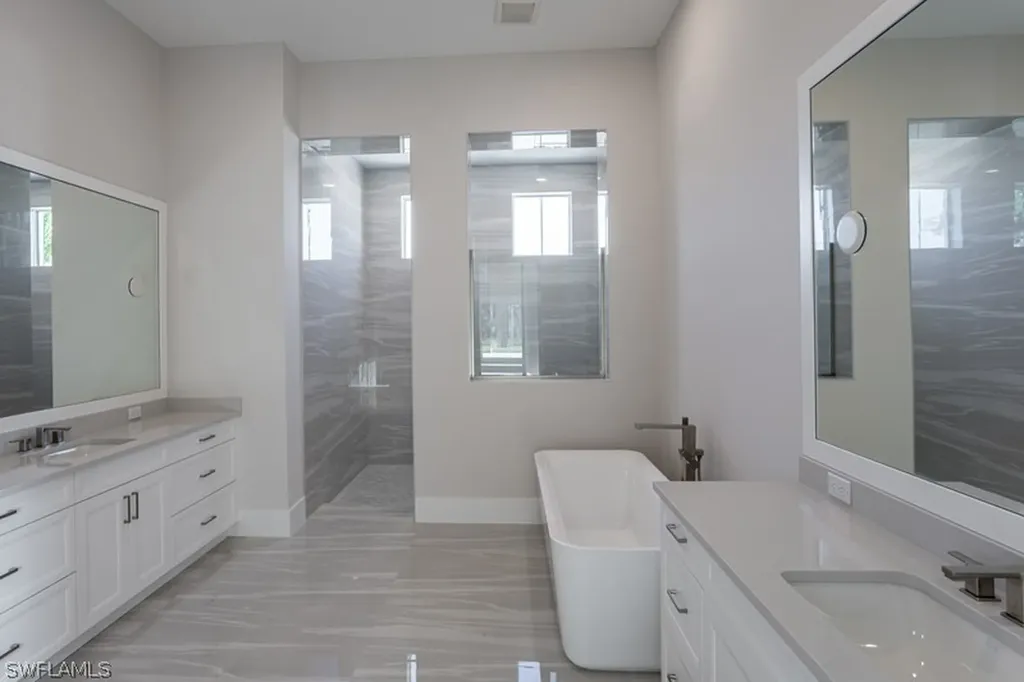 9587 Caymas Way Naples FL 34114