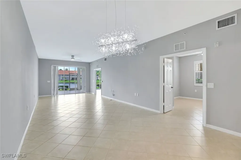 2386 Magnolia Avenue Naples FL 34112