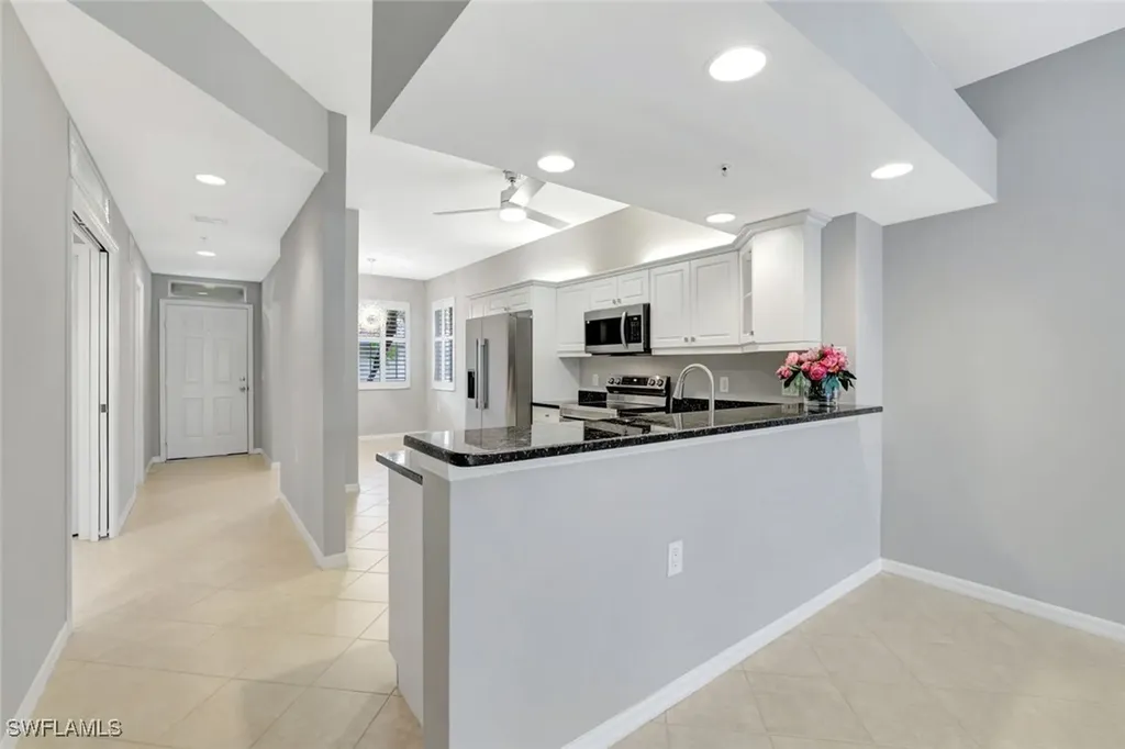 2386 Magnolia Avenue Naples FL 34112