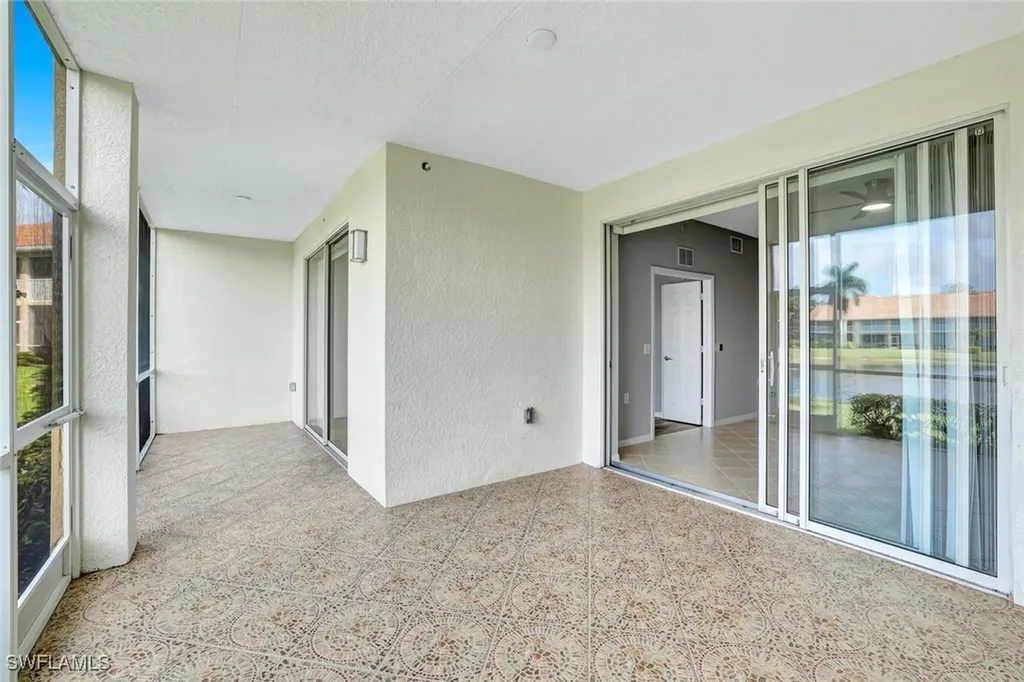 2386 Magnolia Avenue Naples FL 34112