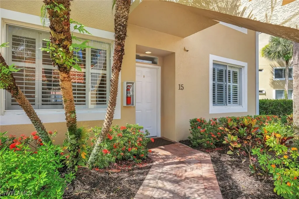 2386 Magnolia Avenue Naples FL 34112