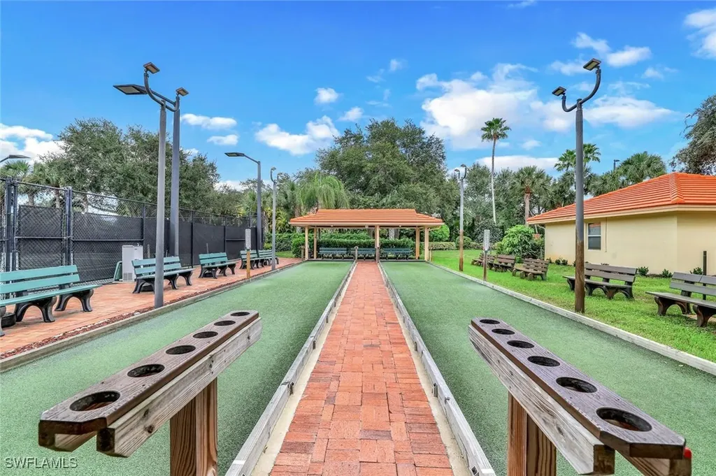 2386 Magnolia Avenue Naples FL 34112